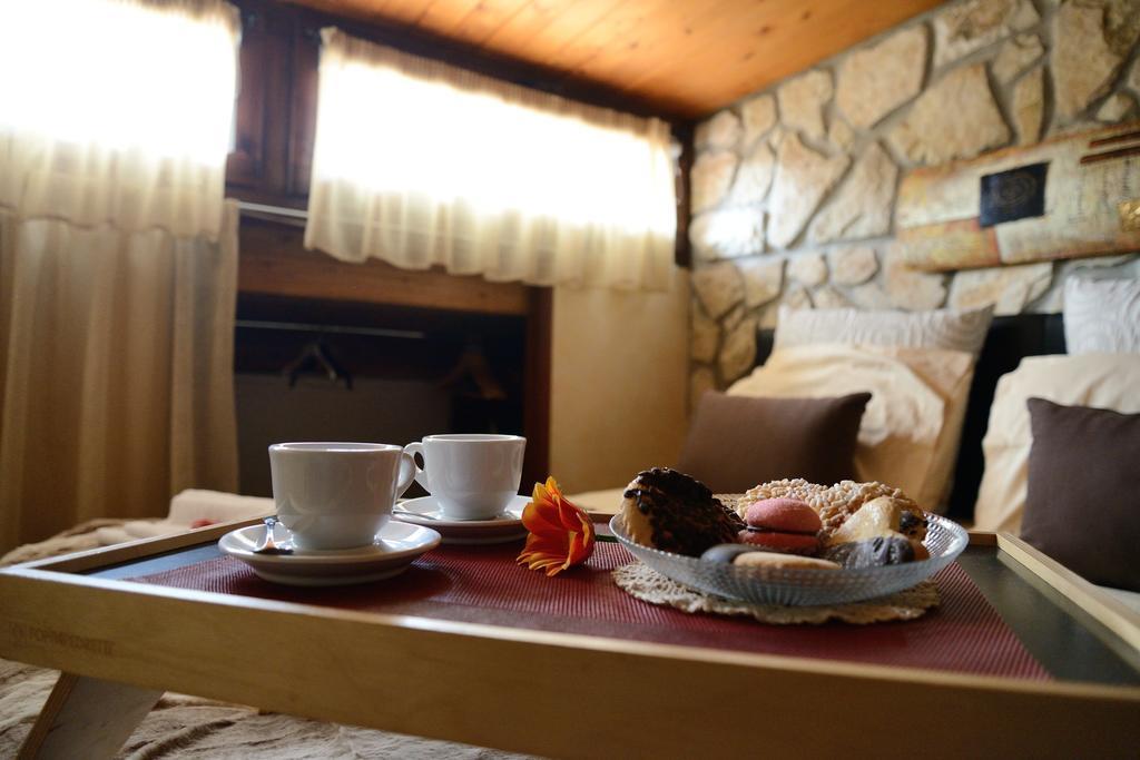 Alla Corte Dei Ventimiglia Montelepre Zewnętrze zdjęcie